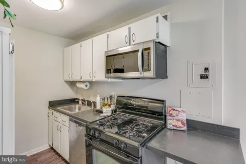 $239,500 | 1200 South Arlington Ridge Road, Unit 305, Arlington, VA 22202