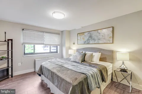 $239,500 | 1200 South Arlington Ridge Road, Unit 305, Arlington, VA 22202