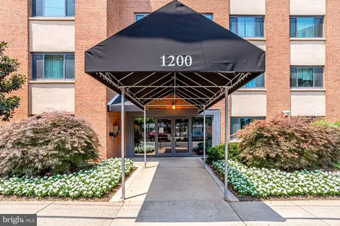 $239,500 | 1200 South Arlington Ridge Road, Unit 305, Arlington, VA 22202