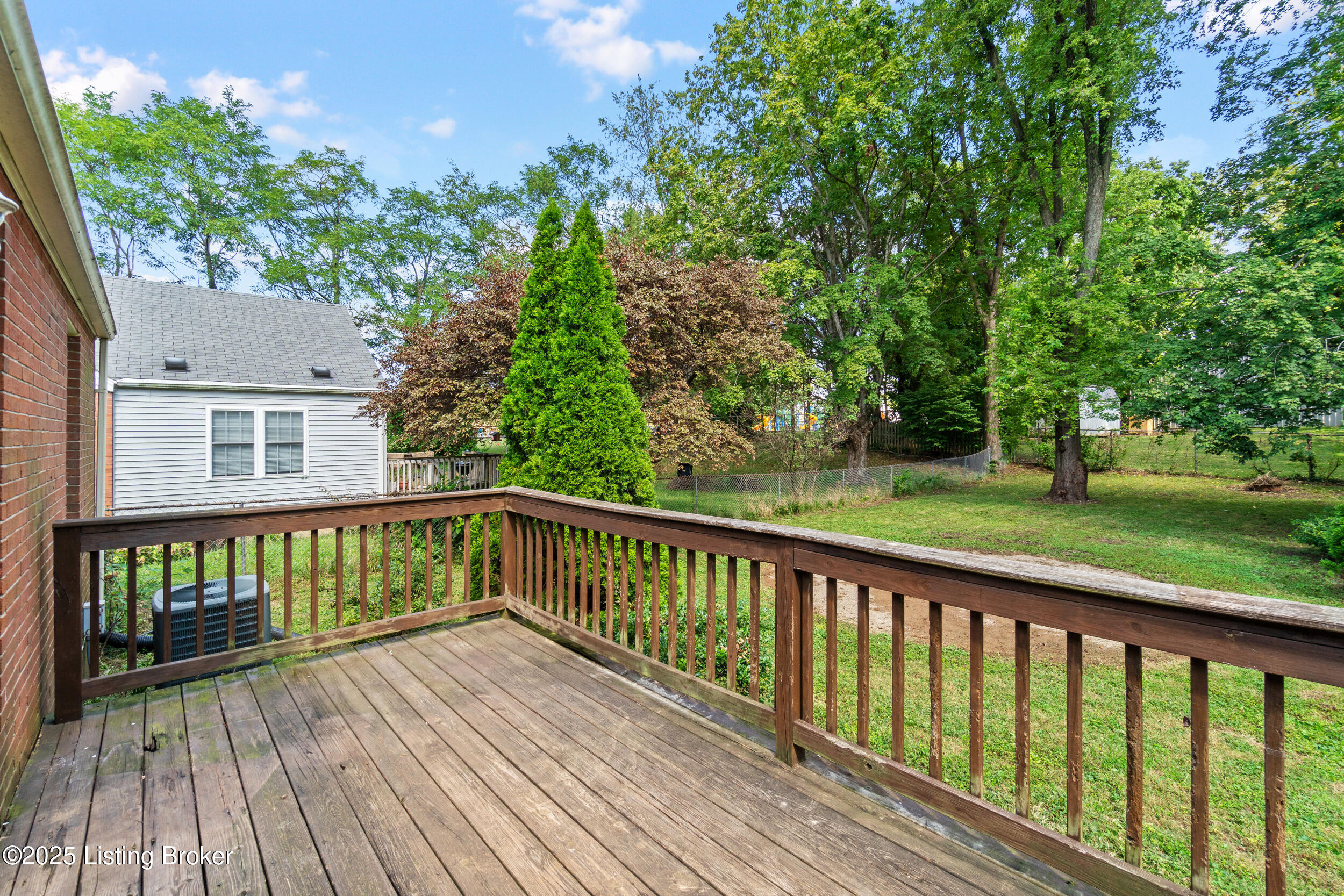3425 Maple Road Louisville, KY 40299 - Photo 38 of 39 Deck..