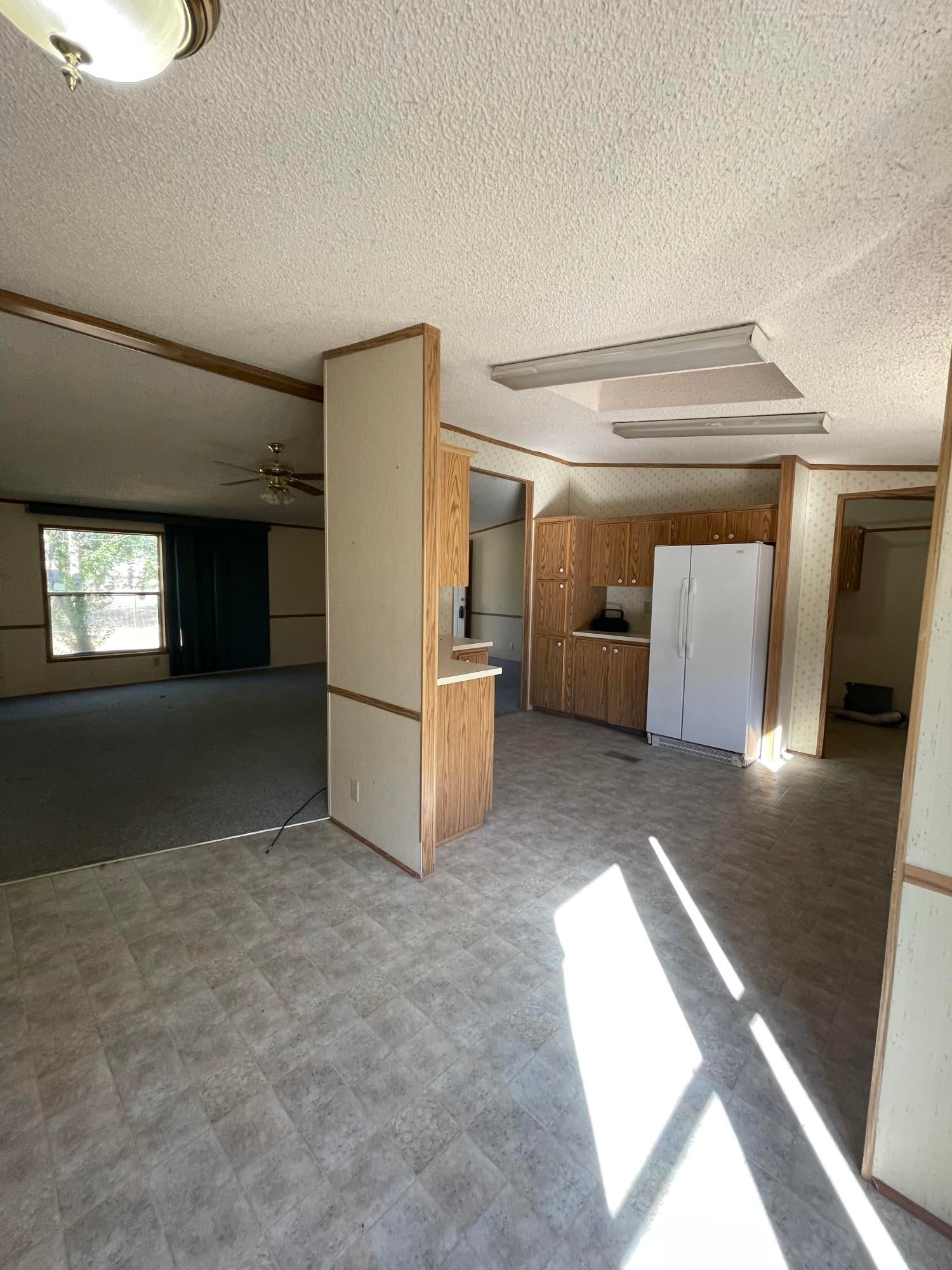 230 Almond Street Merlin, OR 97532 - Photo 27 of 43 image00020