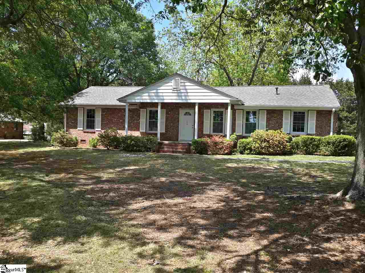 1403 East Lee Road Taylors, SC 29687 - Photo 1 of 12 Gallery Image 1