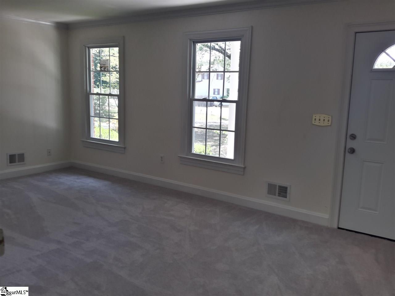 1403 East Lee Road Taylors, SC 29687 - Photo 10 of 12 Gallery Image 10