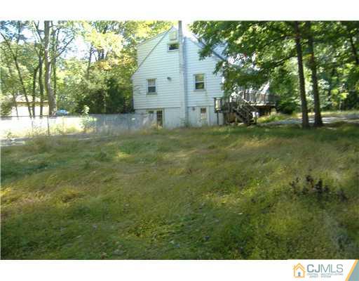 379 Pleasant Valley Road Old Bridge, NJ 08857 - Photo 9 of 11 Gallery Image 9