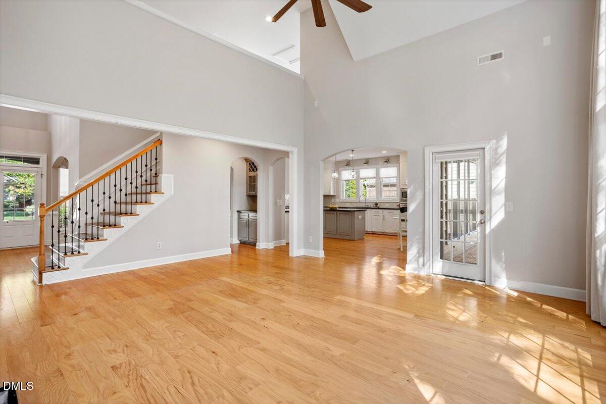 902 Ravendale Place Cary, NC 27513 - Photo 16 of 57 Living Room