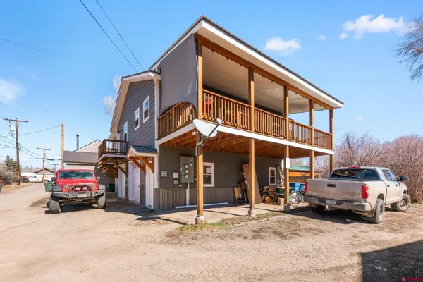 a car parked in front of a building