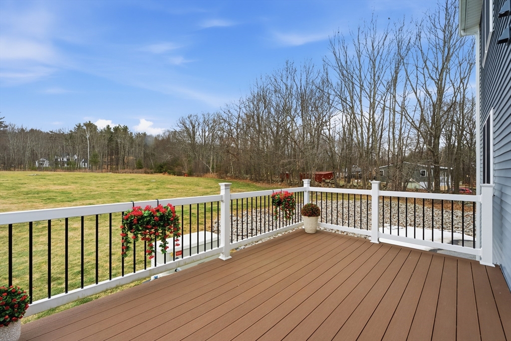 23 Hager Park Road Westminster, MA 01473 - Photo 13 of 41