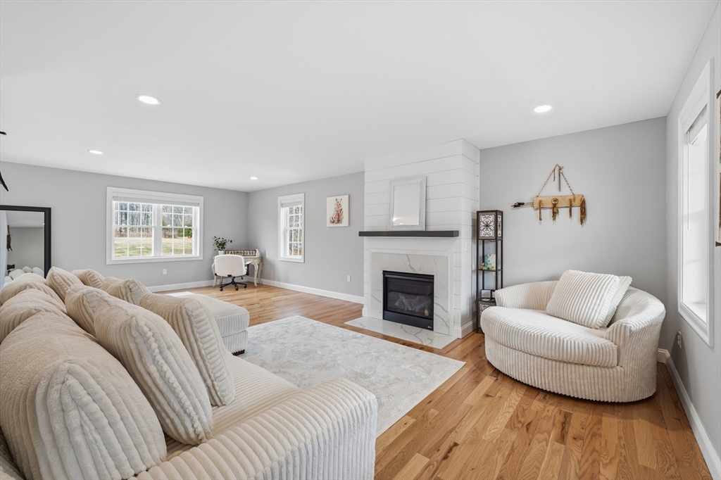 23 Hager Park Road Westminster, MA 01473 - Photo 14 of 41