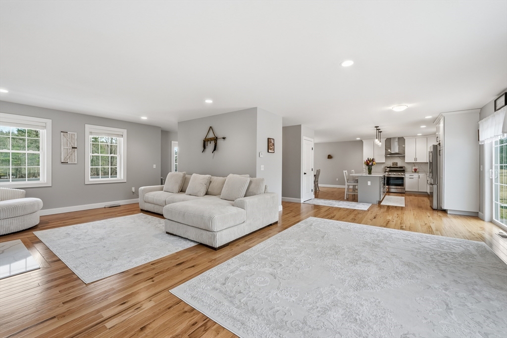 23 Hager Park Road Westminster, MA 01473 - Photo 16 of 41