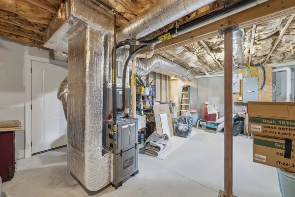 a view of walk in closet
