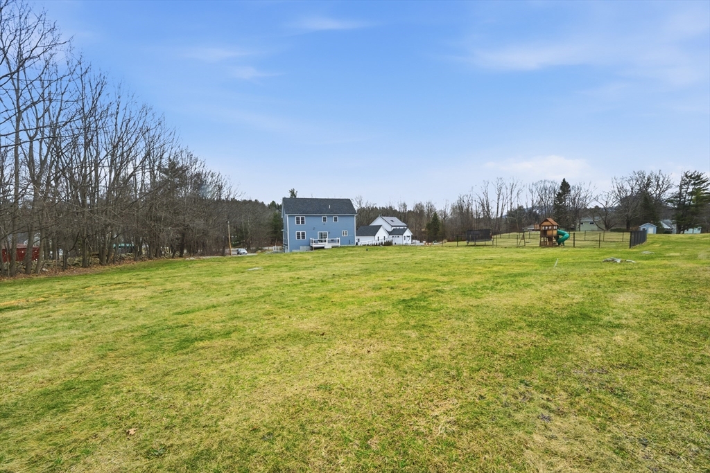 23 Hager Park Road Westminster, MA 01473 - Photo 4 of 41