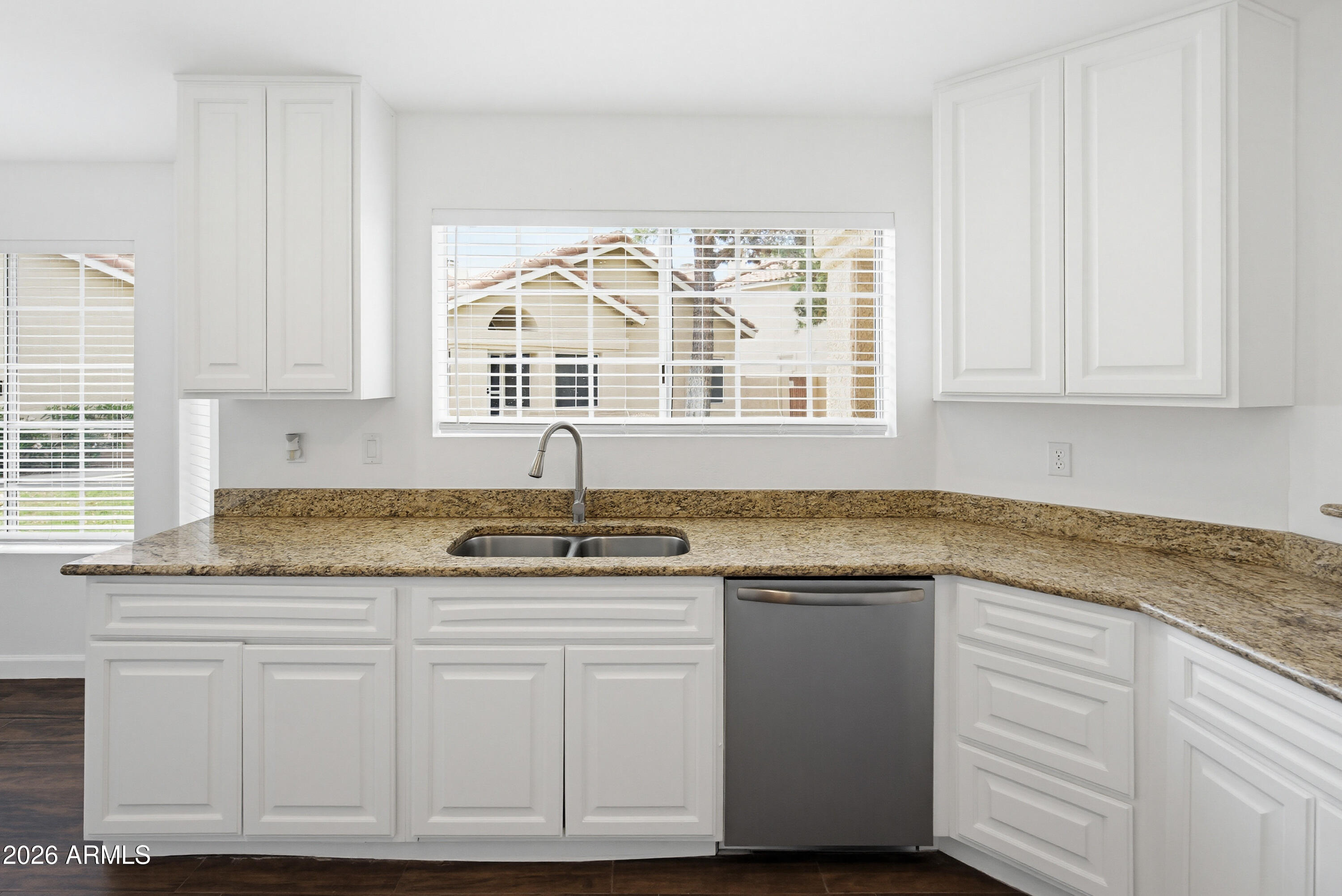 6736 South Wilson Street Tempe, AZ 85283 - Photo 9 of 29