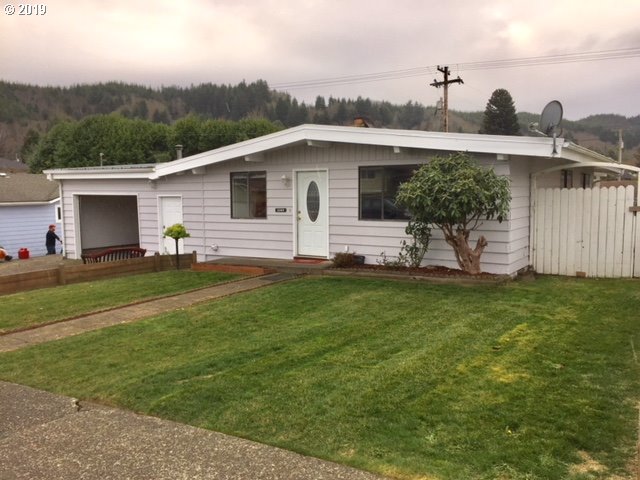 2360 Arthur Drive Reedsport, OR 97467 - Photo 2 of 21 Gallery Image 2
