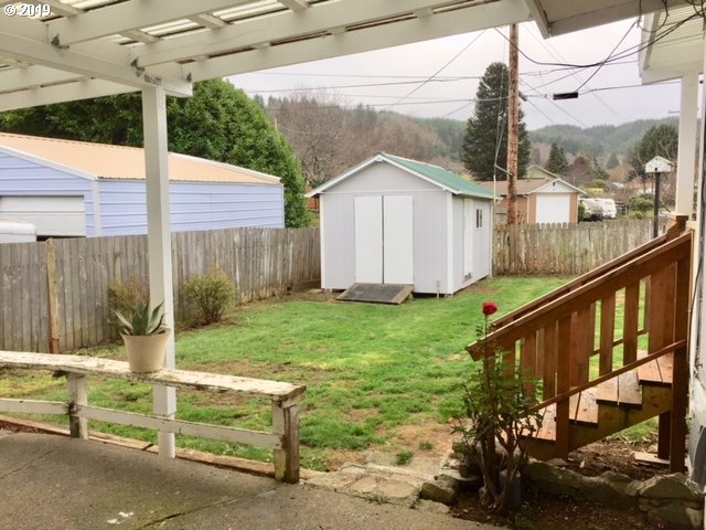 2360 Arthur Drive Reedsport, OR 97467 - Photo 16 of 21 Gallery Image 16