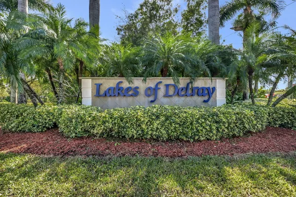 $130,000 | 15488 Lakes Of Delray Boulevard, Unit 207, Delray Beach, FL 33484