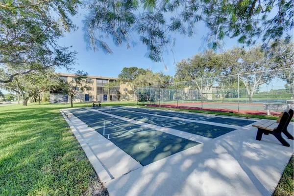 $130,000 | 15488 Lakes Of Delray Boulevard, Unit 207, Delray Beach, FL 33484