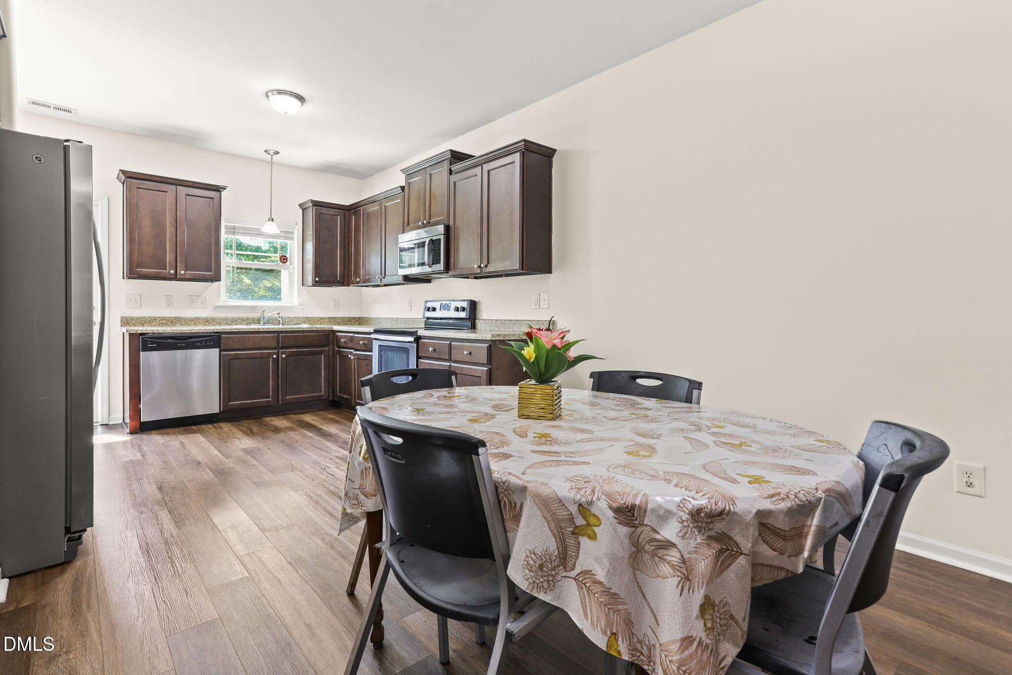 6420 Hatchies Drive Raleigh, NC 27610 - Photo 5 of 17 8-web-or-mls-6420-hatchies-dr