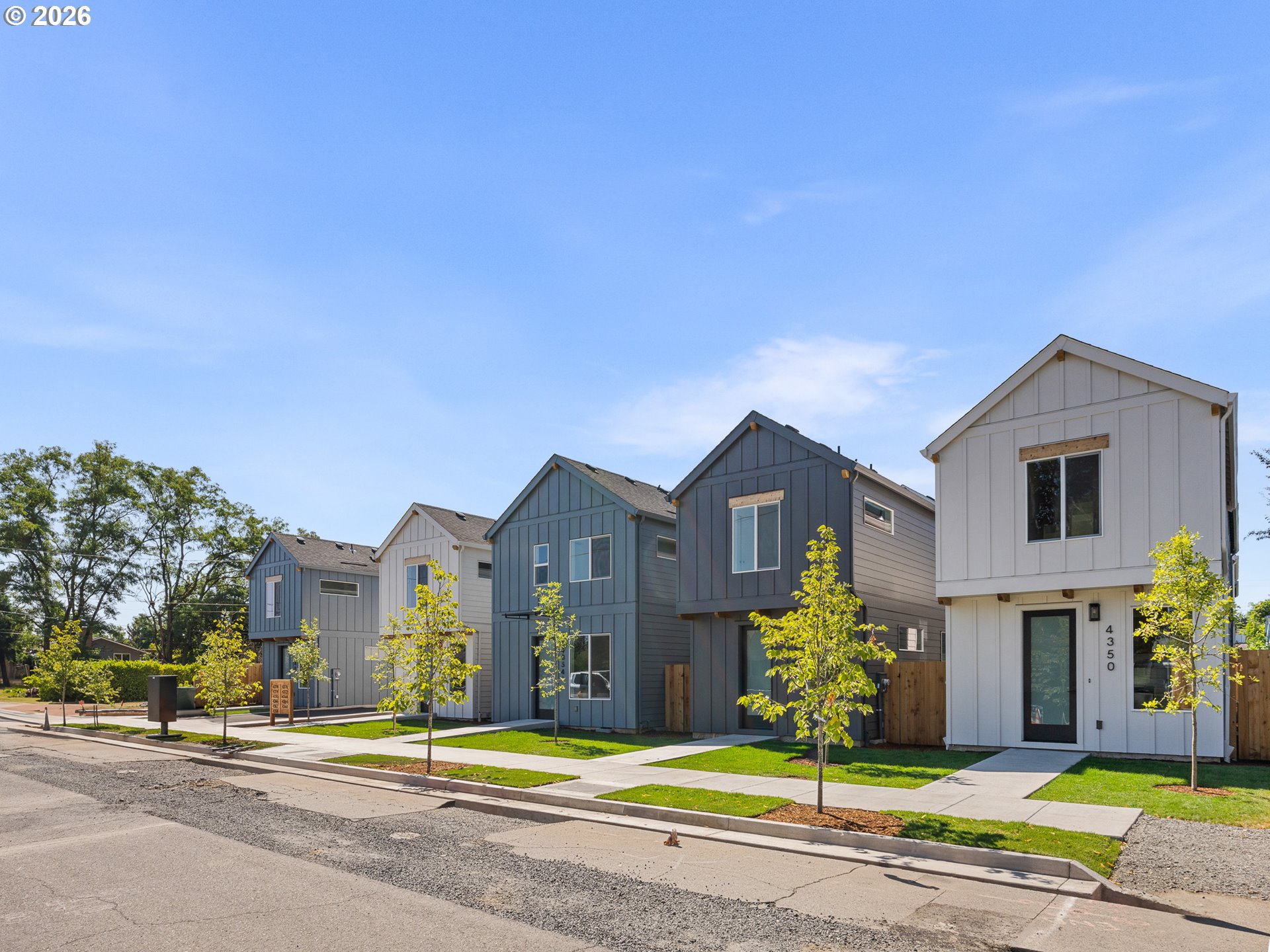 4372 Northeast Going Street Portland, OR 97218 - Photo 16 of 18