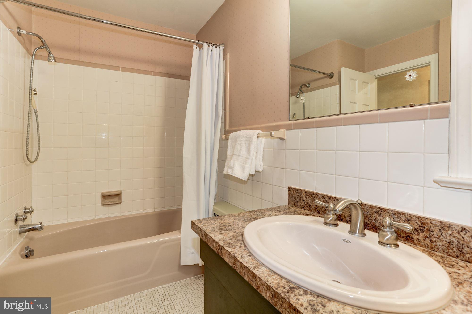 2113 Drury Road Silver Spring, MD 20906 - Photo 14 of 26 Bath (Master)
