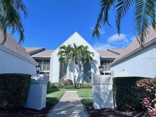 $232,700 | 6707 Stone River Road, Unit 203, Bradenton, FL 34203