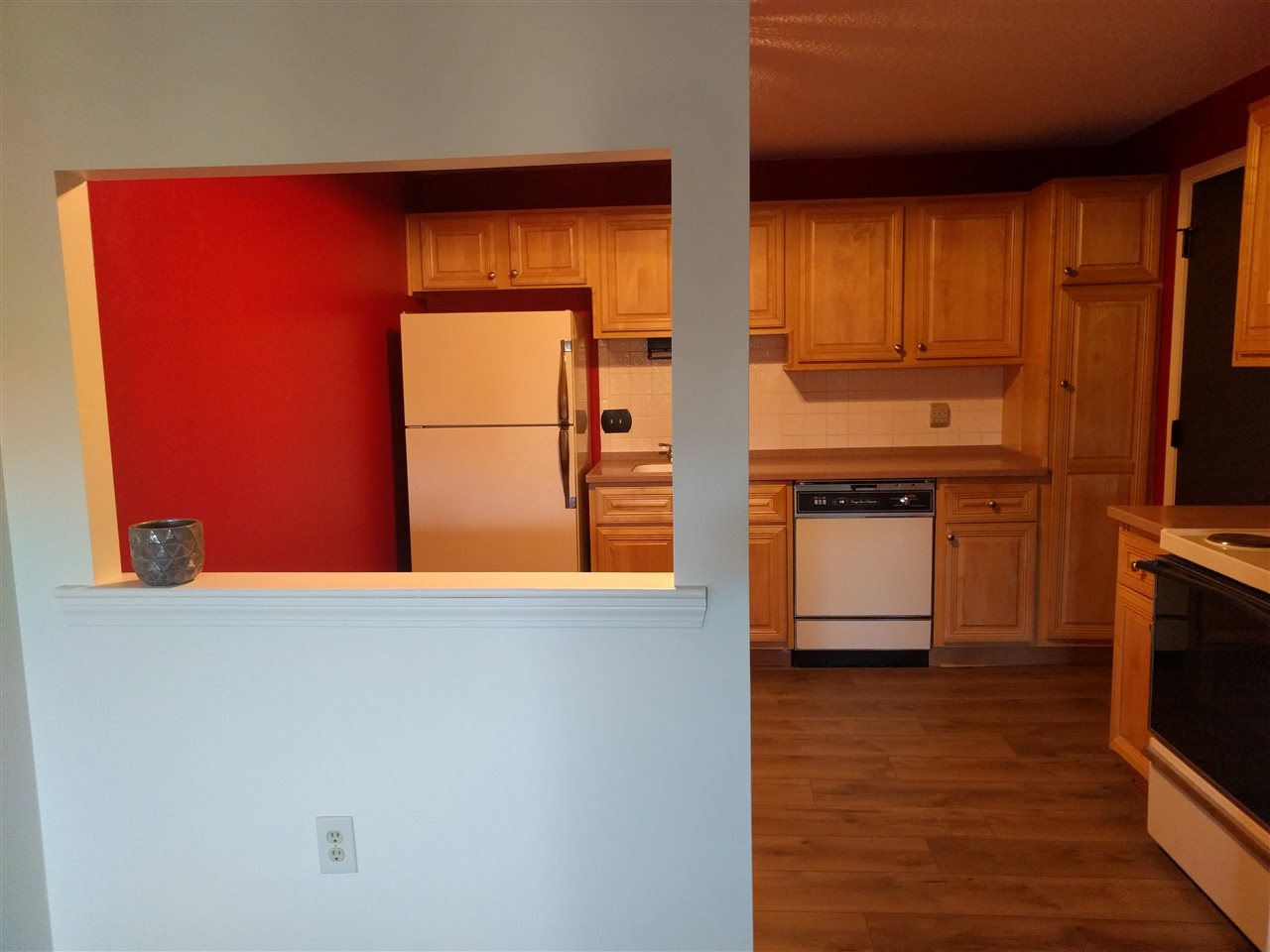 8 Strawberry Bank Road, Unit 1 Nashua, NH 03062 - Photo 2 of 22