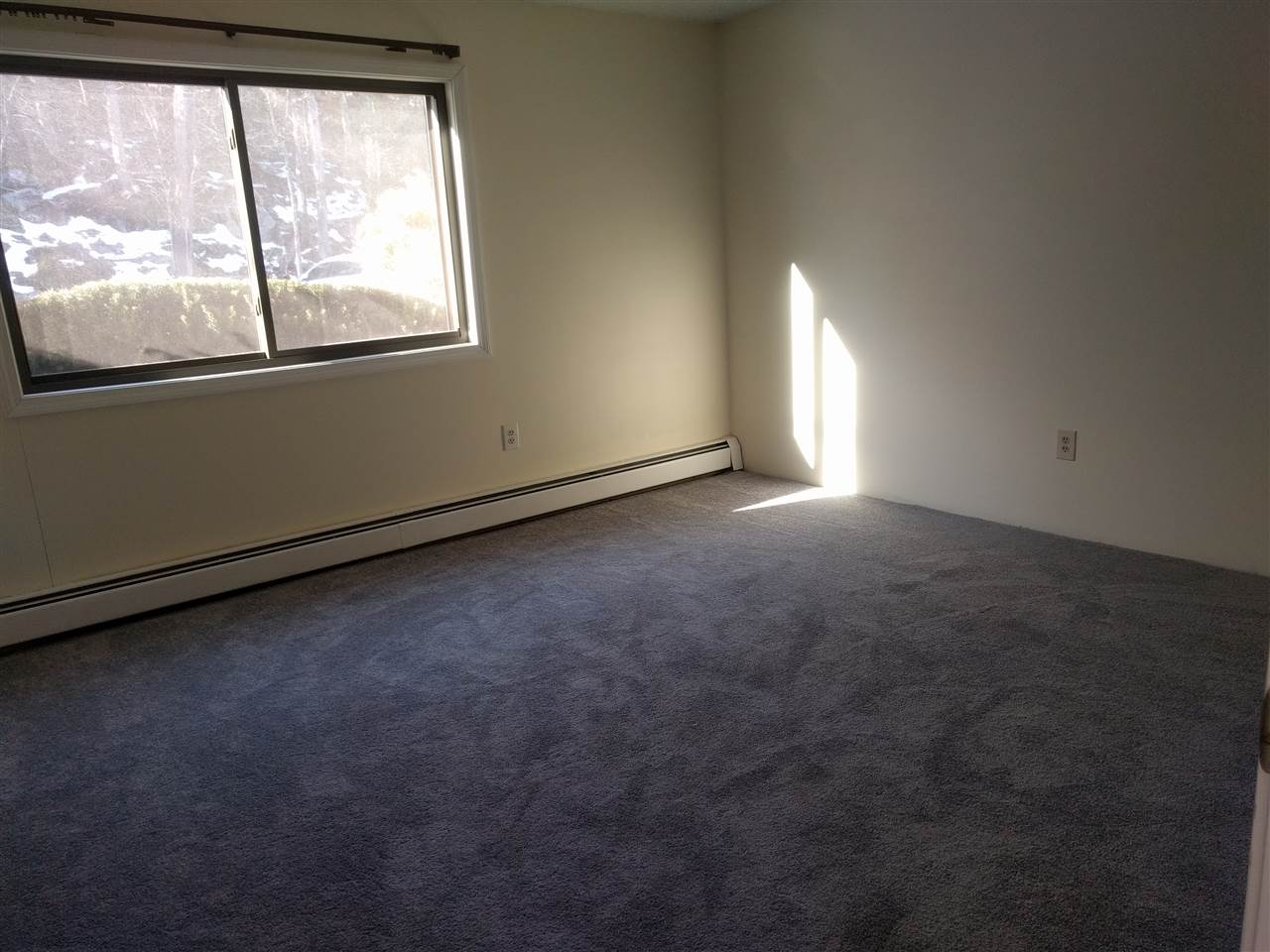 8 Strawberry Bank Road, Unit 1 Nashua, NH 03062 - Photo 13 of 22