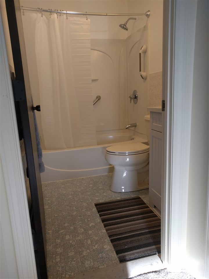 8 Strawberry Bank Road, Unit 1 Nashua, NH 03062 - Photo 16 of 22