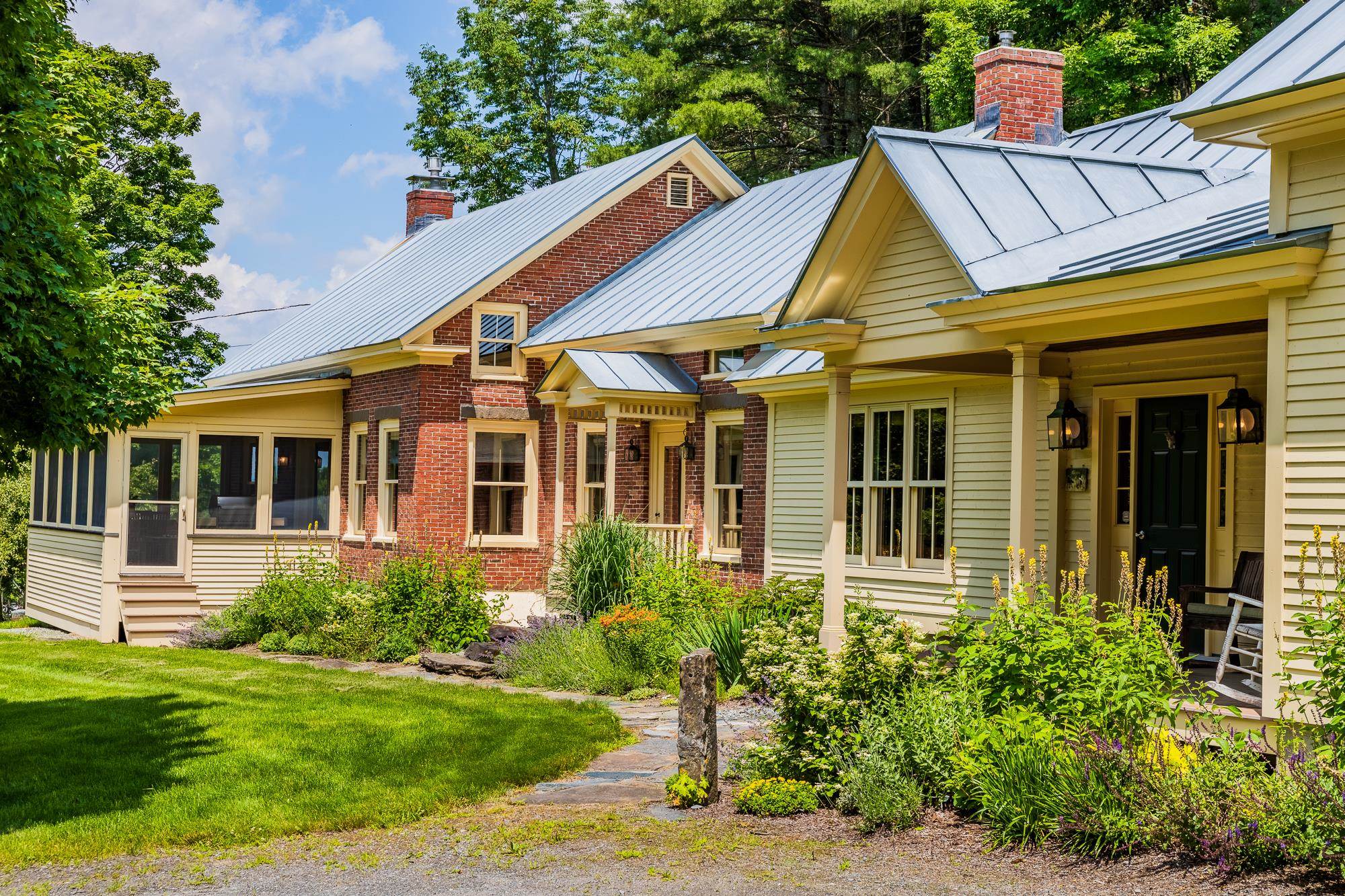 325 Whitney Road Sharon, VT 05068 - Photo 1 of 40