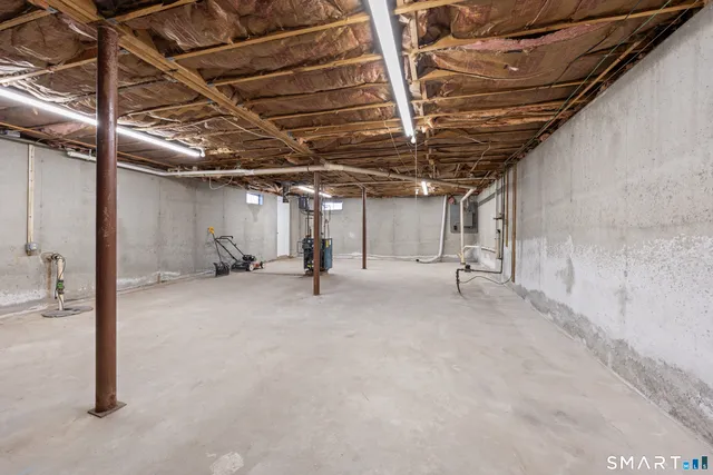 $314,500 | 9 High Top Circle East, Hamden, CT 06514