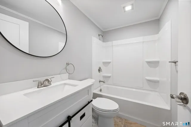 $314,500 | 9 High Top Circle East, Hamden, CT 06514