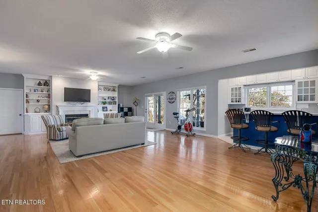 $1,900,000 | 356 Okema Way, Loudon, TN 37774