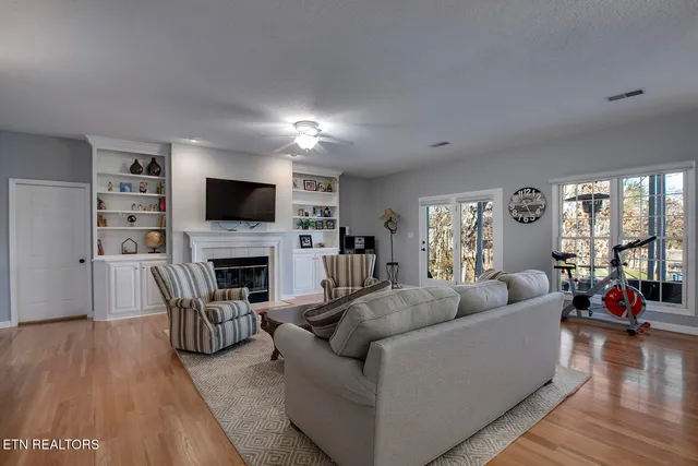 $1,900,000 | 356 Okema Way, Loudon, TN 37774