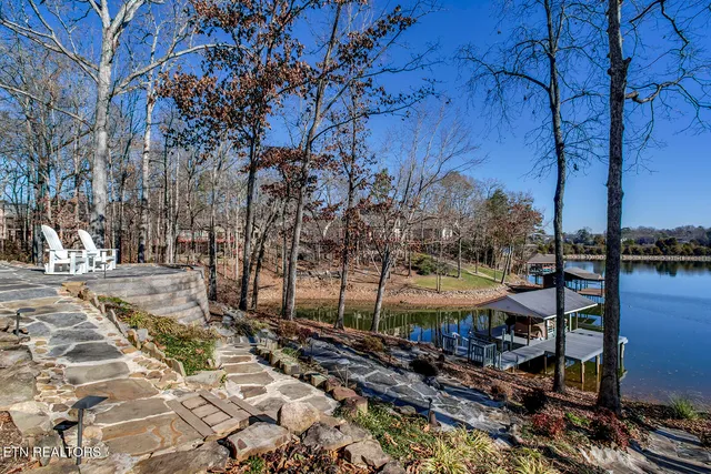 $1,900,000 | 356 Okema Way, Loudon, TN 37774