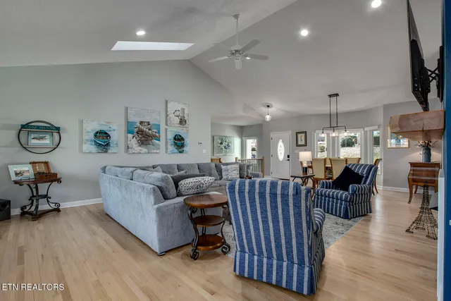 $1,900,000 | 356 Okema Way, Loudon, TN 37774