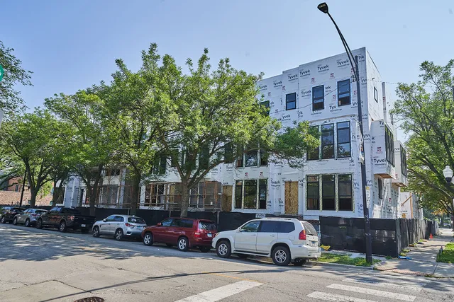 $997,000 | 3245 South Calumet Avenue, Chicago, IL 60616