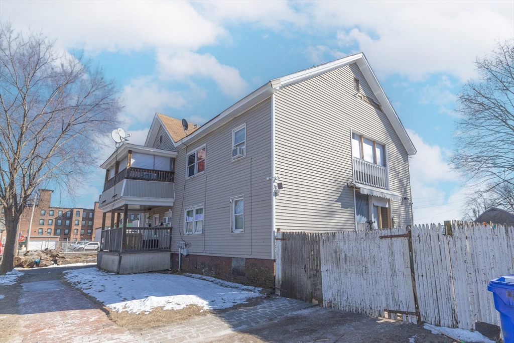 151 Monroe Street Springfield, MA 01109 - Photo 2 of 11 Gallery Image 2
