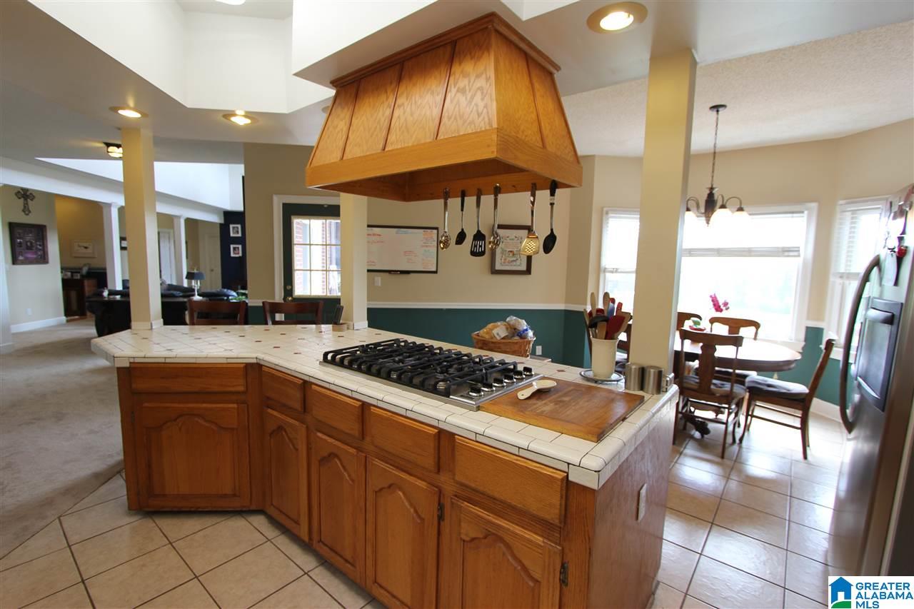 405 Hilldale Road Anniston, AL 36207 - Photo 8 of 50