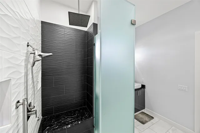 $2,200,000 | 14002 Woodthorpe Lane, Houston, TX 77079