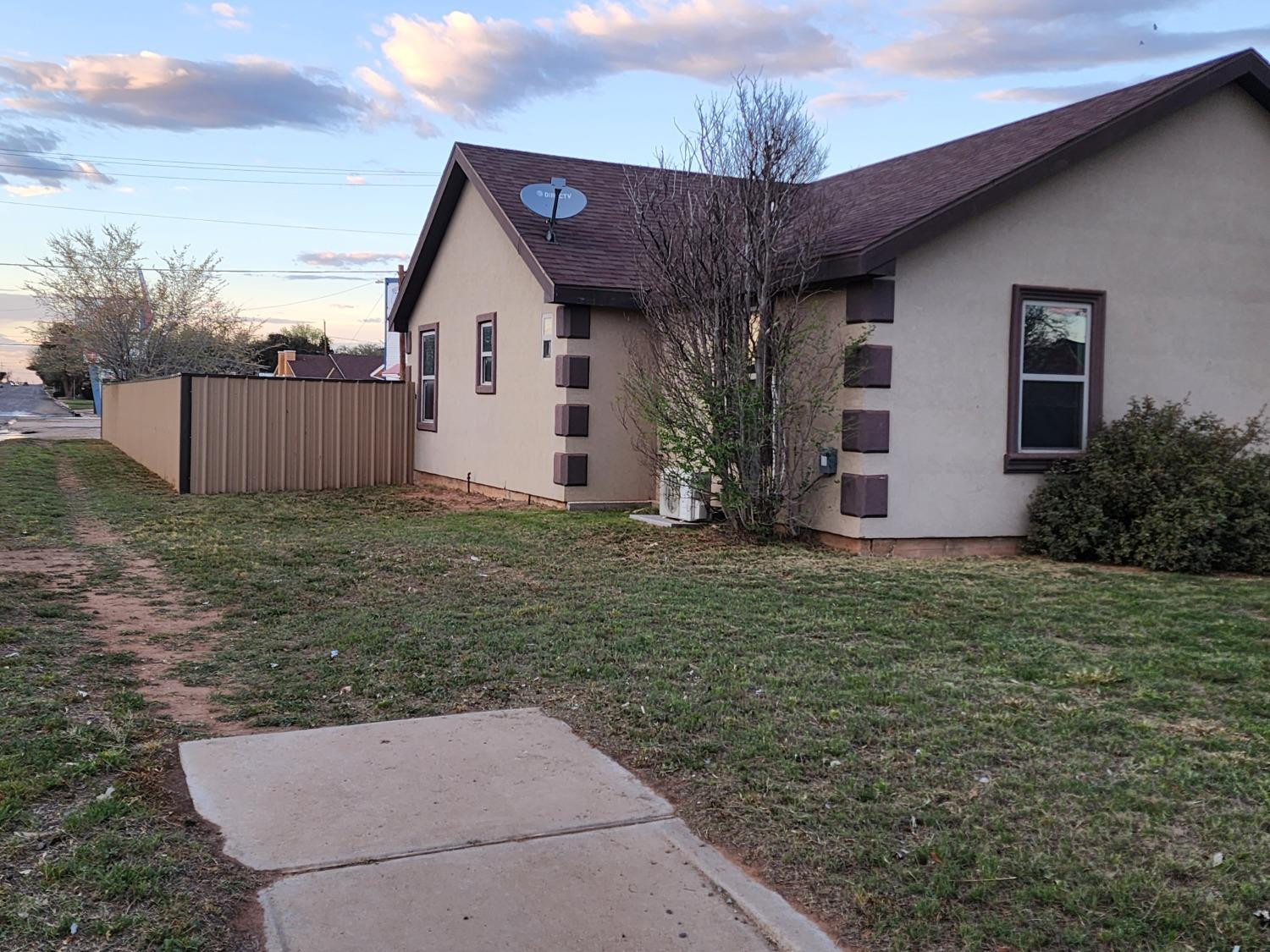 1012 North 6th Street Lamesa, TX 79331 - Photo 4 of 27 Photo 4