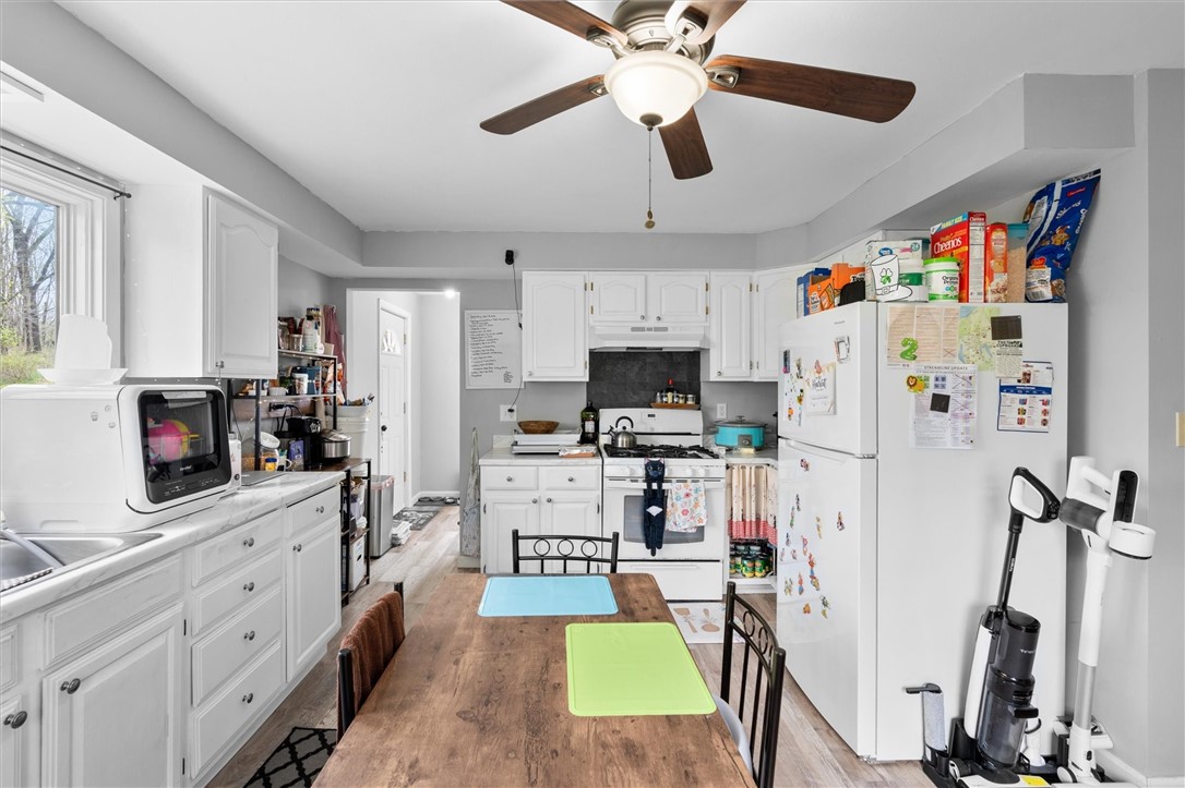68 Garrow Street Auburn, NY 13021 - Photo 13 of 41 Eat-in Kitchen