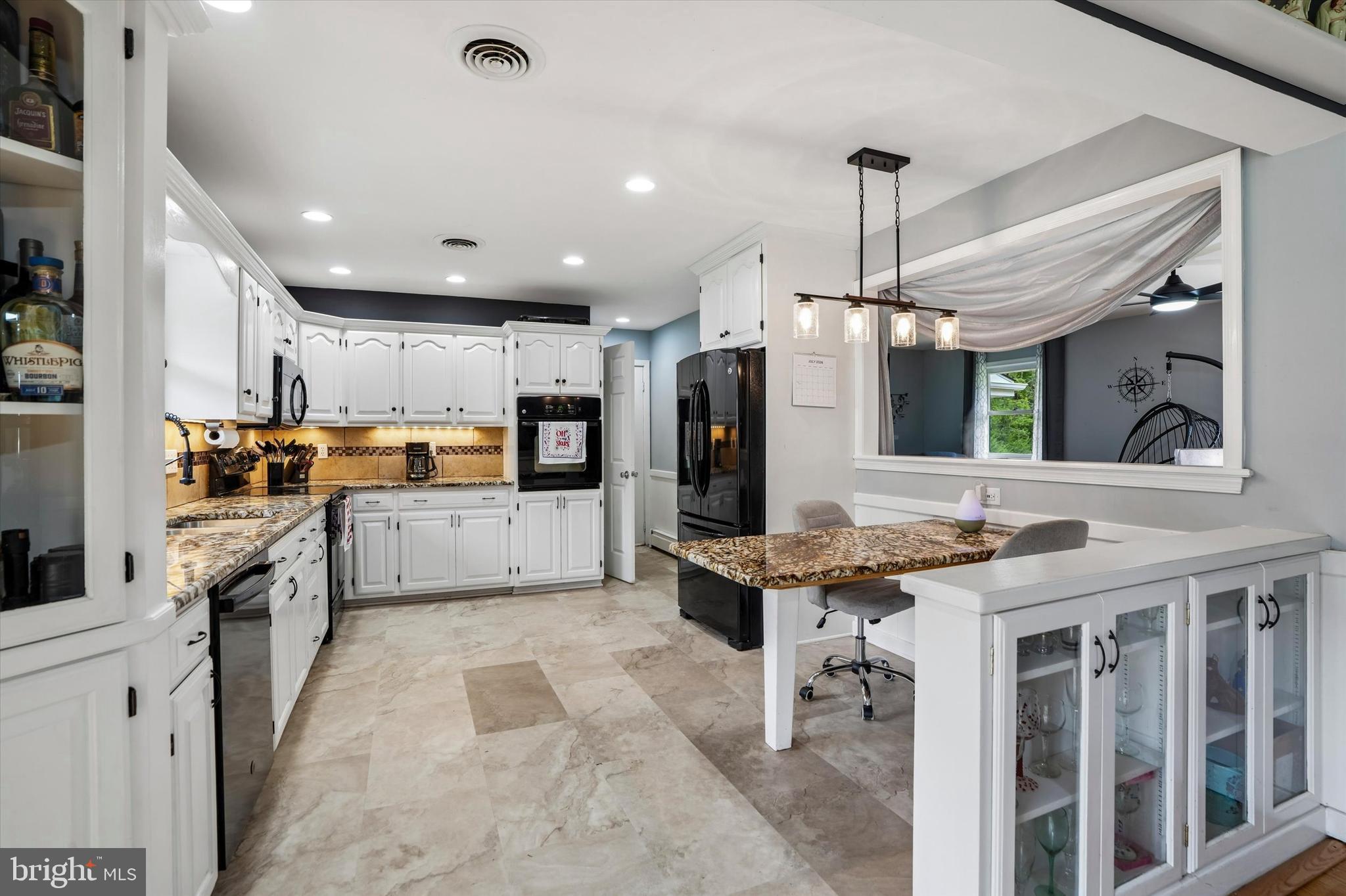 2380 Winding Road Quakertown, PA 18951 - Photo 15 of 35