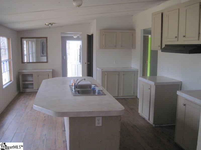 236 Ponder Road Greer, SC 29651 - Photo 4 of 6