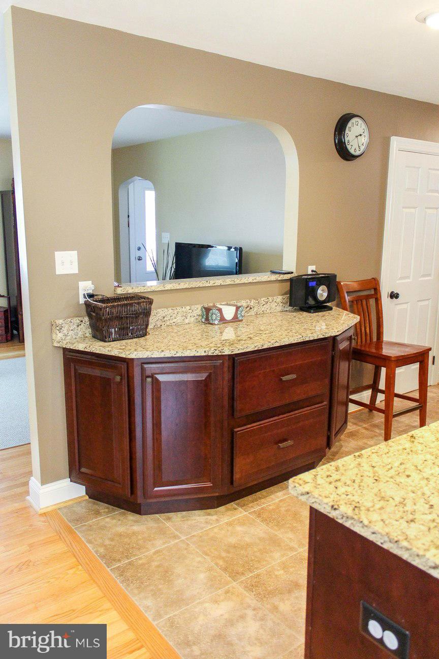 39982 Ben Morgan Road Leonardtown, MD 20650 - Photo 11 of 29 Kitchen