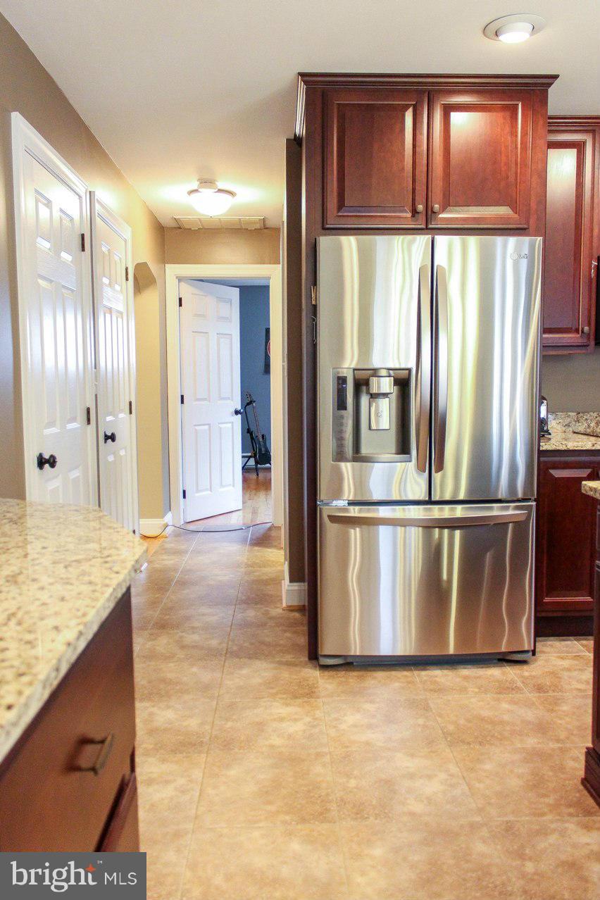 39982 Ben Morgan Road Leonardtown, MD 20650 - Photo 12 of 29 Kitchen