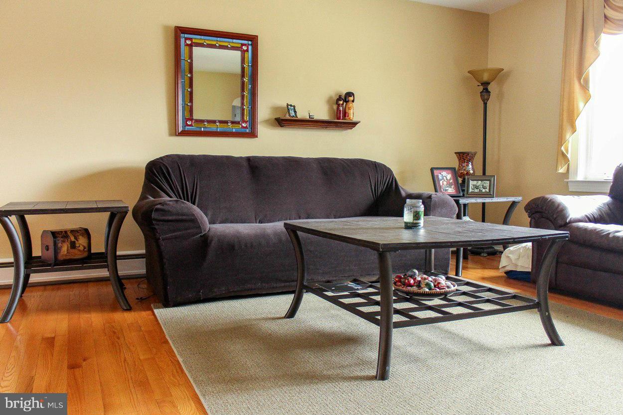 39982 Ben Morgan Road Leonardtown, MD 20650 - Photo 18 of 29 Living Room
