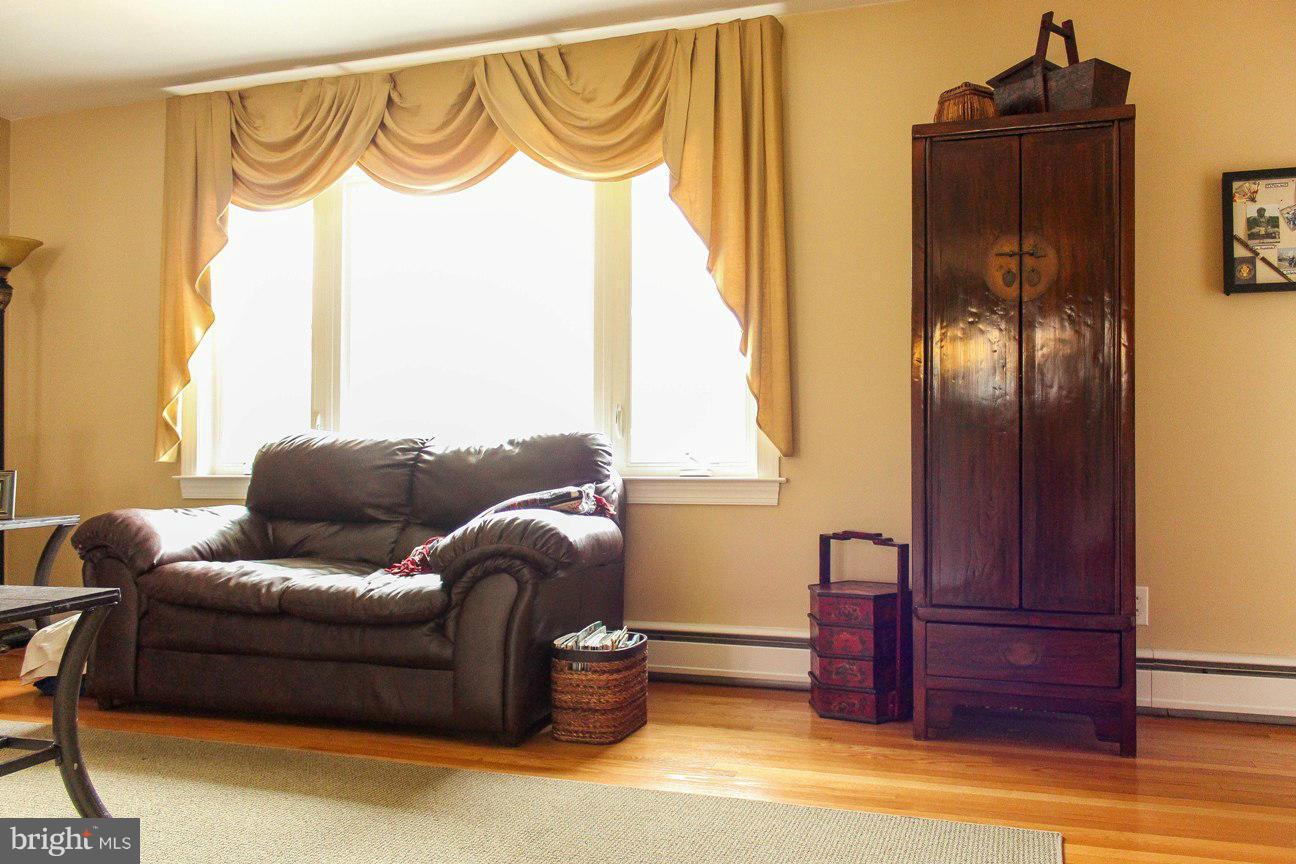 39982 Ben Morgan Road Leonardtown, MD 20650 - Photo 19 of 29 Living Room