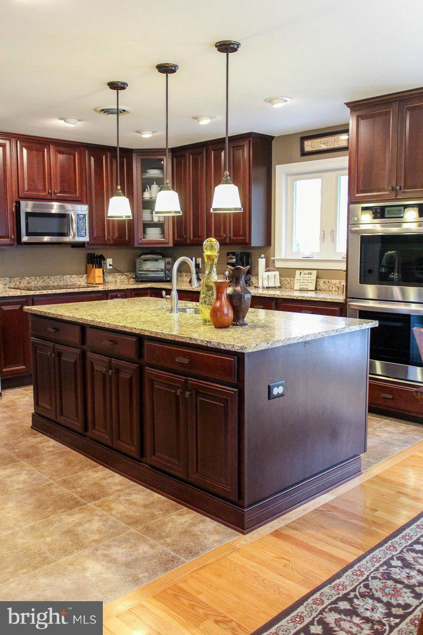 39982 Ben Morgan Road Leonardtown, MD 20650 - Photo 7 of 29 Kitchen