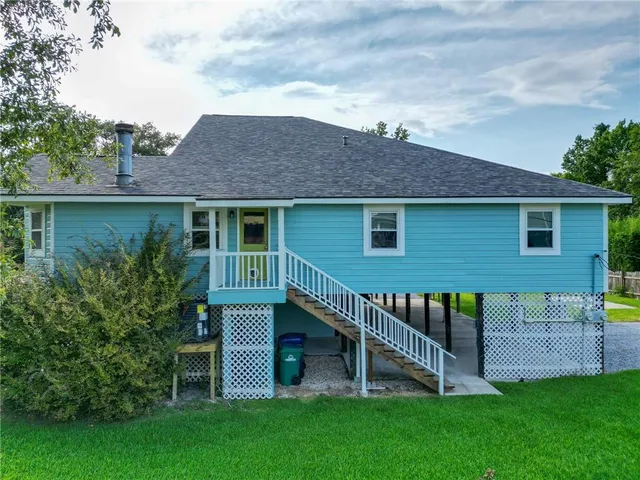 $1,950 | 1801 Claiborne Street, Mandeville, LA 70448