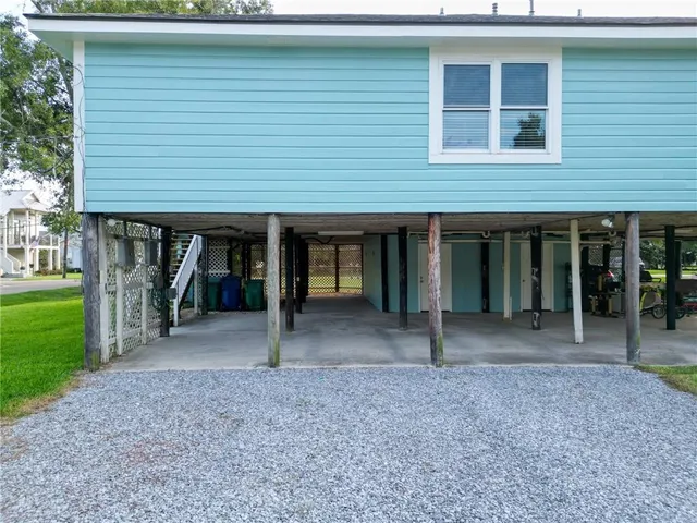 $1,950 | 1801 Claiborne Street, Mandeville, LA 70448