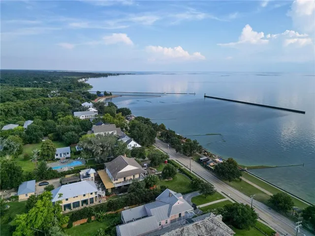 $1,950 | 1801 Claiborne Street, Mandeville, LA 70448